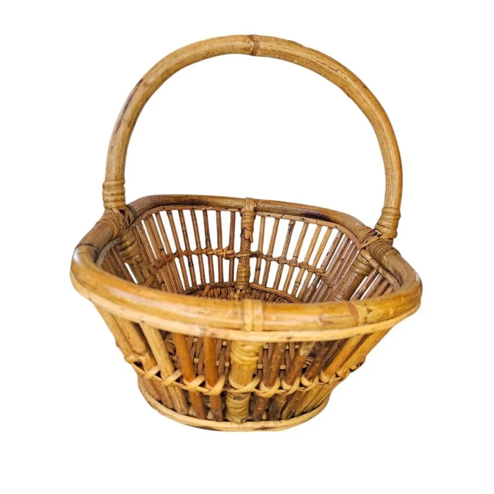 Vintage Bamboo Reed Gathering Basket Handle 10x14x12 5‎ Inches Deep Boho Decor